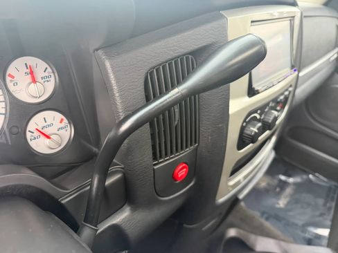 Used 2005 Dodge Ram 1500 Truck 2WD Quad Cab image 26