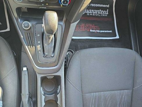 Used 2016 Ford Focus S image 17