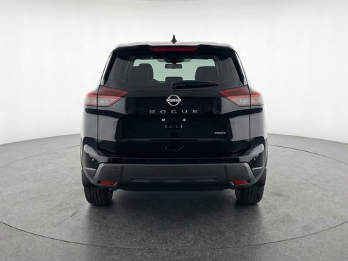 Used 2025 Nissan Rogue SV image 7