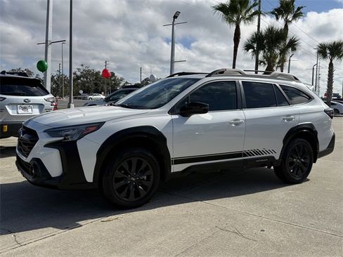 Used 2023 Subaru Outback Onyx Edition w/ Popular Package #2 image 2