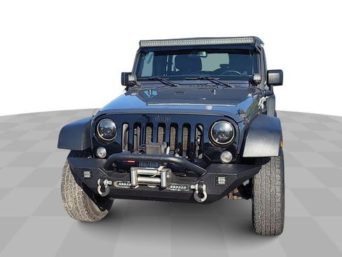 Used 2017 Jeep Wrangler Unlimited Sport image 3
