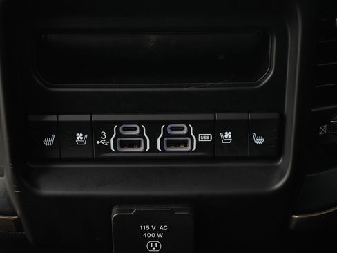 Used 2019 RAM 1500 Limited AWD/4WD image 21