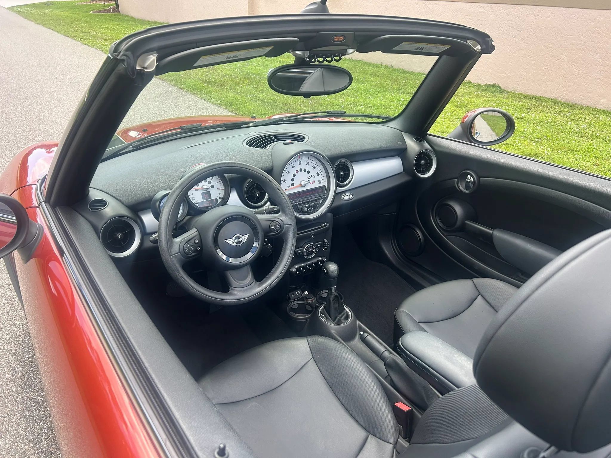 Used 2013 MINI Cooper Convertible FWD image 10