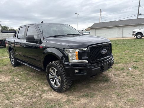 Used 2020 Ford F150 XL w/ Equipment Group 101A Mid AWD/4WD image 3