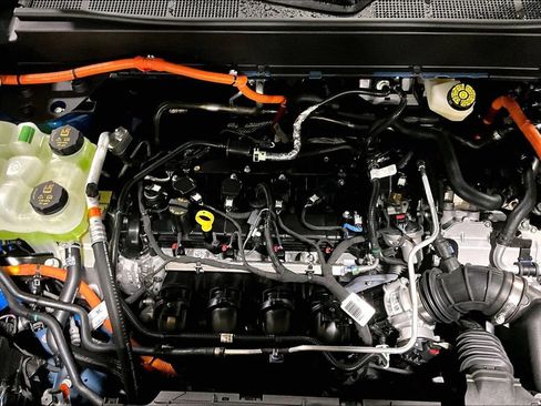 New 2026 Ford Maverick XL w/ Equipment Group 101A image 13