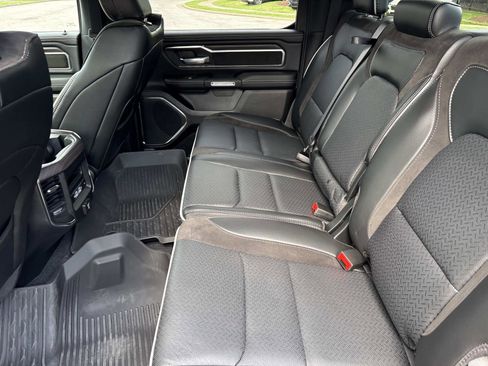Used 2025 RAM 1500 Laramie w/ Sport Appearance Package AWD/4WD image 31