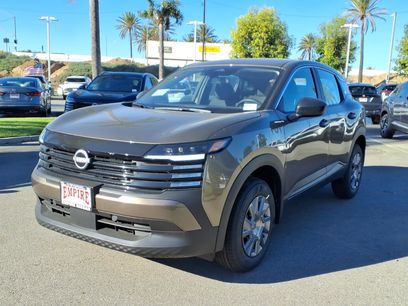 New 2026 Nissan Kicks S