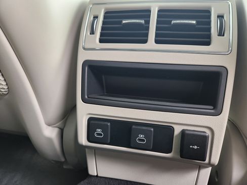 New 2026 Jaguar F-PACE R-Dynamic S image 23