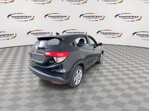 Used 2022 Honda HR-V LX image 8