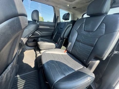 Used 2020 Kia Telluride SX w/ SX Prestige Package AWD/4WD image 9