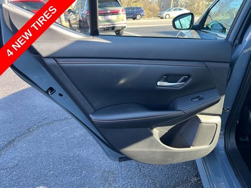 Used 2024 Nissan Sentra SR w/ SR Premium Package FWD image 20