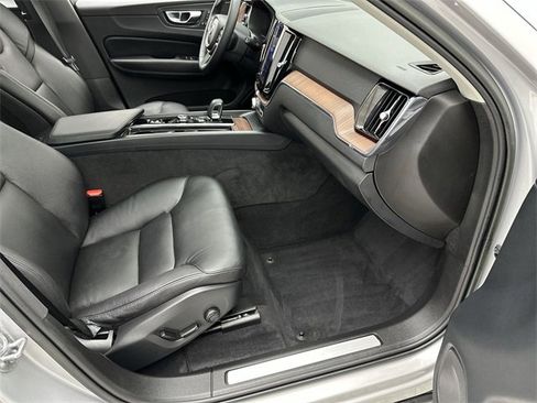 Certified 2023 Volvo XC60 B5 Plus w/ Climate Package image 25