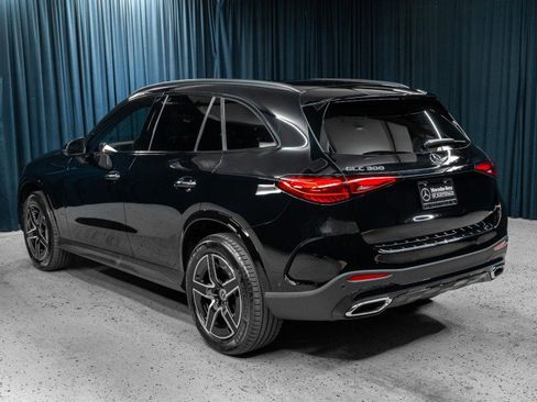 Certified 2025 Mercedes-Benz GLC 300 image 7