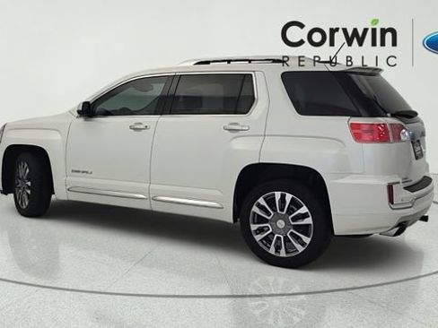 Used 2017 GMC Terrain Denali FWD image 3