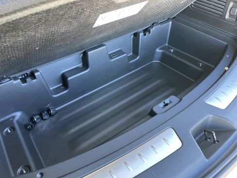 Used 2022 Buick Enclave Premium w/ Experience Buick Package image 49