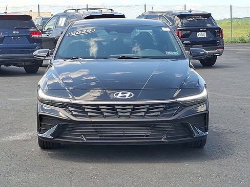 Used 2025 Hyundai Elantra Sport w/ Cargo Package FWD image 2