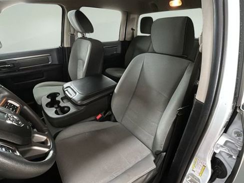 Used 2023 RAM 1500 Classic SLT w/ Electronics Group AWD/4WD image 8