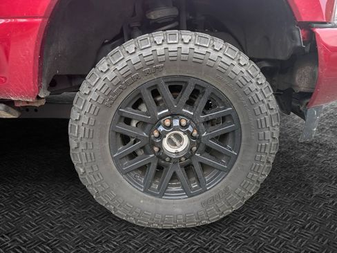 Used 2019 Ford F250 Platinum w/ Platinum Ultimate Package AWD/4WD image 11