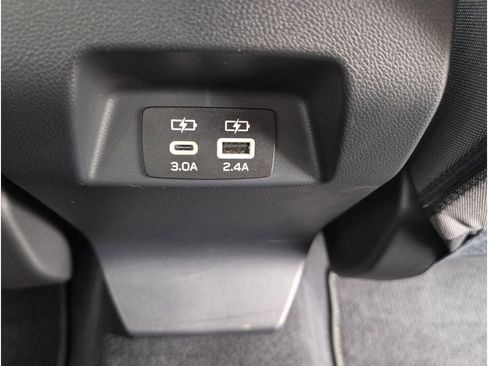 Certified 2025 Subaru Crosstrek 2.0i Premium image 31