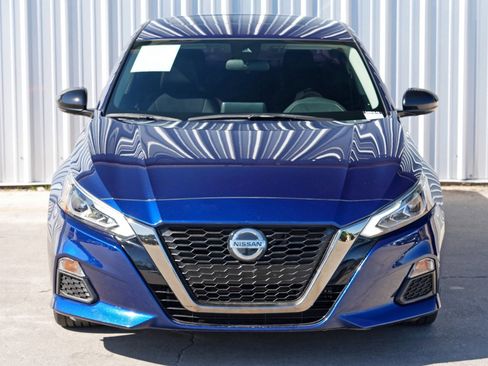 Used 2021 Nissan Altima 2.5 SR w/ SR Premium Package image 41