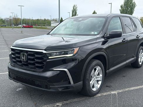 Used 2023 Honda Pilot LX image 15
