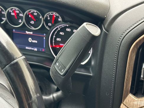 Used 2021 Chevrolet Silverado 1500 LT Trail Boss AWD/4WD image 21