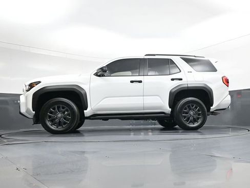 Used 2025 Toyota 4Runner SR5 image 37