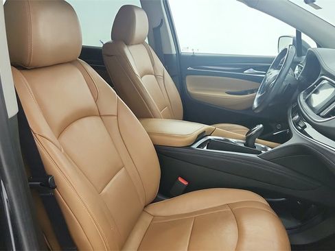 Used 2019 Buick Enclave Essence image 33