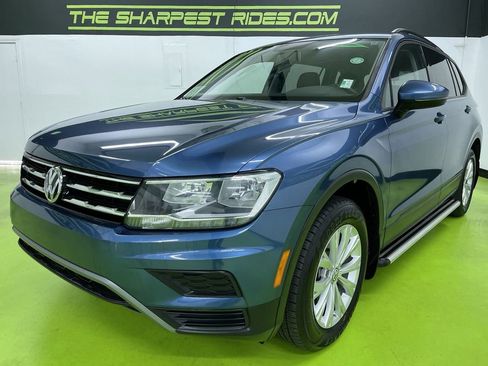 Used 2018 Volkswagen Tiguan S image 5