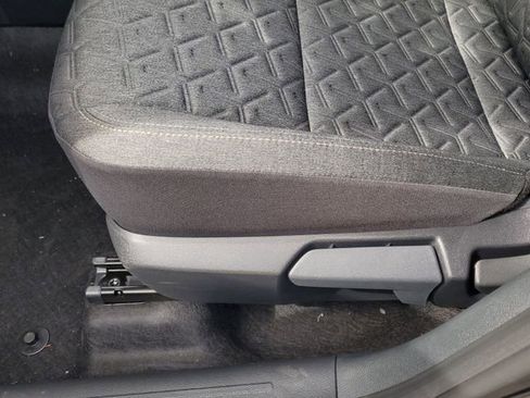 New 2026 Nissan Kicks SV image 8