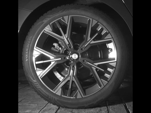 Used 2025 BMW 228i xDrive AWD/4WD image 29