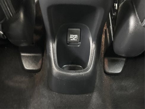 Used 2019 Honda HR-V EX-L image 28