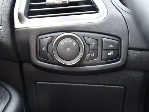 Used 2024 Ford Edge SEL w/ Convenience Package image 40