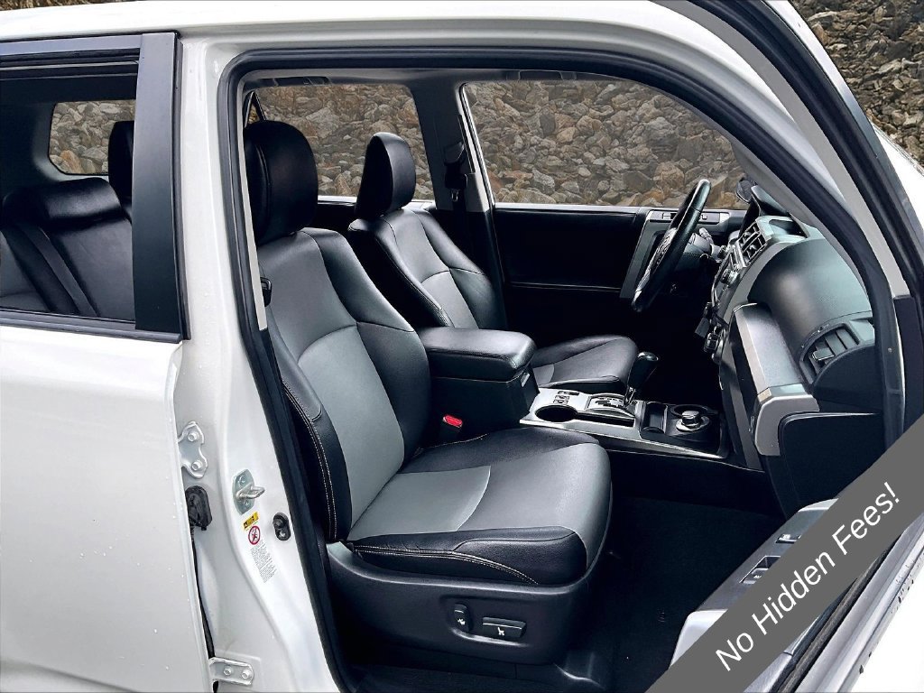 Used 2016 Toyota 4Runner SR5 Premium AWD/4WD image 7