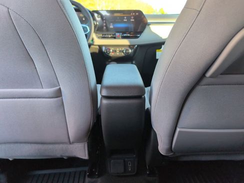New 2026 Chevrolet TrailBlazer LT w/ Convenience Package AWD/4WD image 31