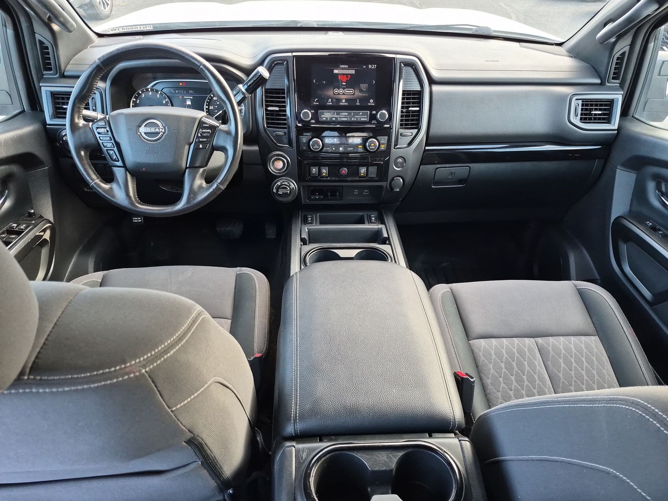 Used 2023 Nissan Titan SV w/ SV Convenience Package AWD/4WD image 30
