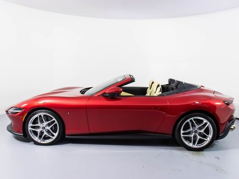Certified 2024 Ferrari Roma Spider image 9