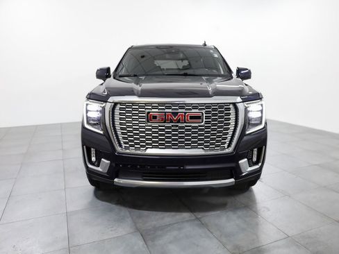 Used 2023 GMC Yukon Denali image 2