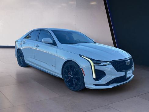 Used 2021 Cadillac CT4 V w/ Technology Package image 7