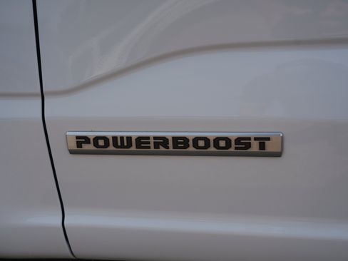 Used 2021 Ford F150 Lariat AWD/4WD image 32