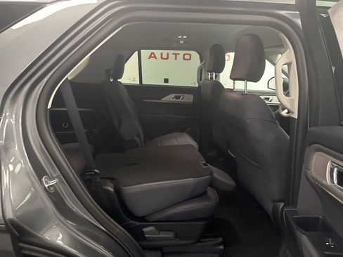 New 2026 Ford Explorer Active AWD/4WD image 38