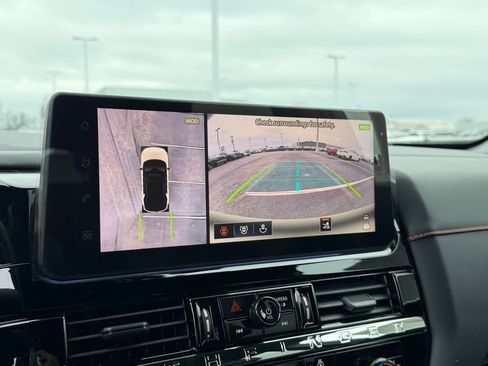 New 2026 Nissan Pathfinder SV image 27