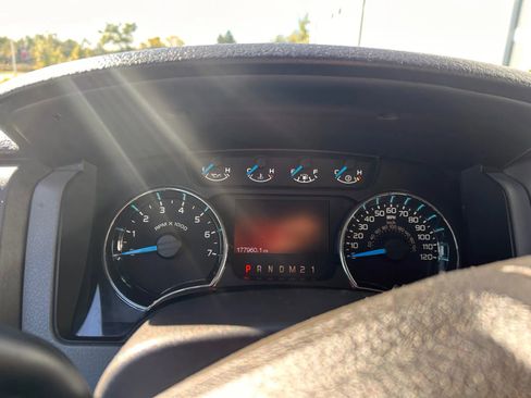 Used 2014 Ford F150 XLT w/ Equipment Group 302A Luxury image 9