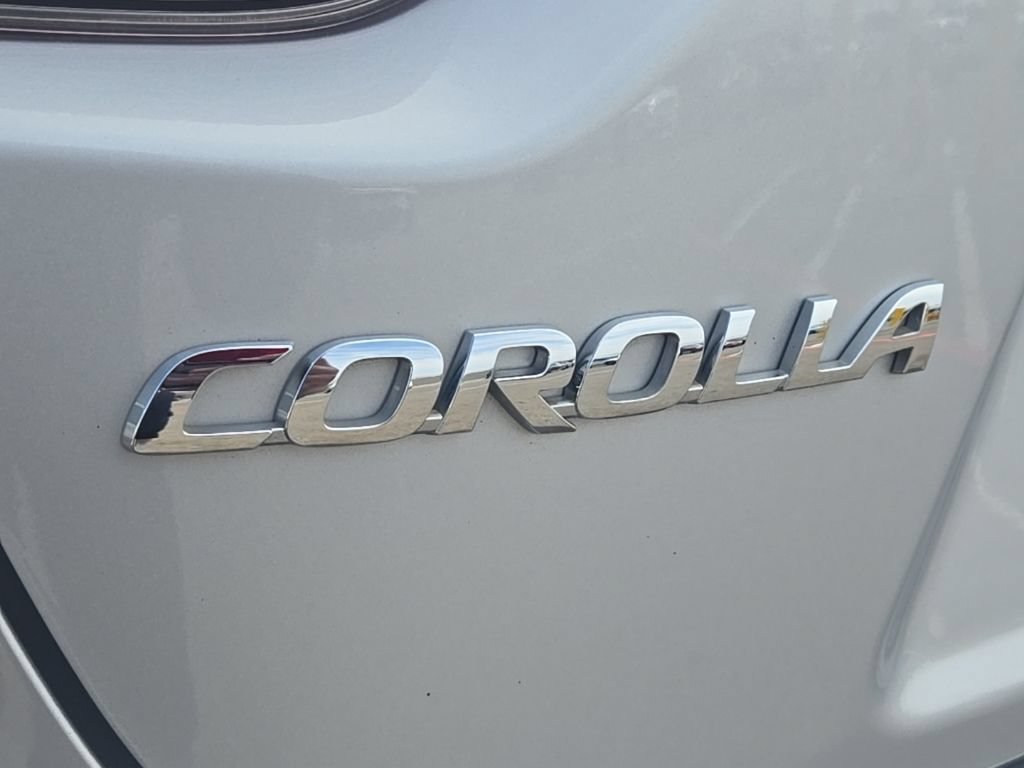 Used 2024 Toyota Corolla LE FWD image 36