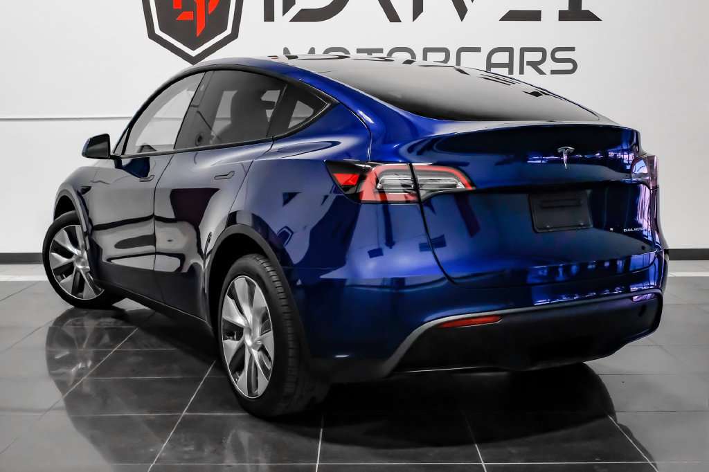 Used 2023 Tesla Model Y Long Range AWD/4WD image 13