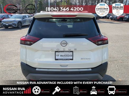 Used 2023 Nissan Rogue SV w/ SV Premium Package image 6