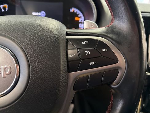 Used 2020 Jeep Grand Cherokee Trailhawk w/ Trailhawk Luxury Group image 10