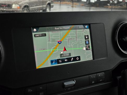 Used 2021 Mercedes-Benz Sprinter 2500 image 31