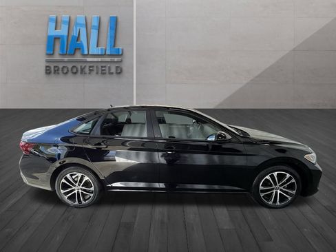 Certified 2024 Volkswagen Jetta Sport image 7