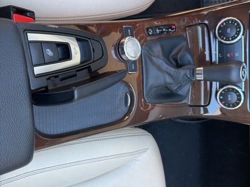 Used 2014 Mercedes-Benz SLK 350 image 23